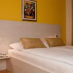 Kos Apartamento