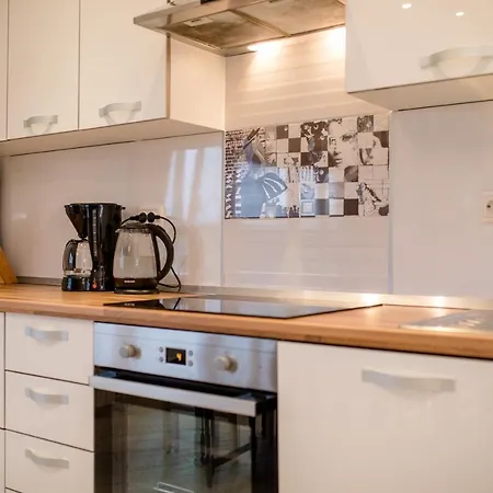 Kos Apartman