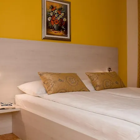 Kos Apartman