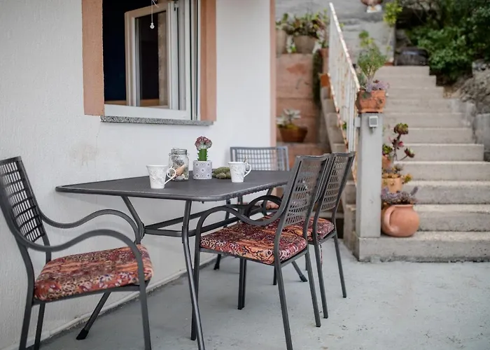 Kos Apartman