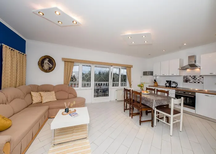 Kos * Supetarska Draga