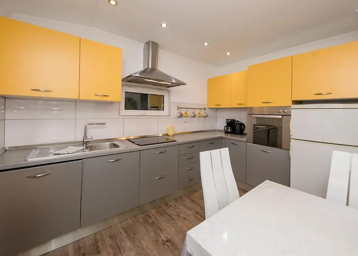 Kos * Supetarska Draga